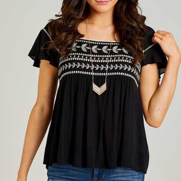 Altar’d State embroidered blouse - Picture 2 of 10